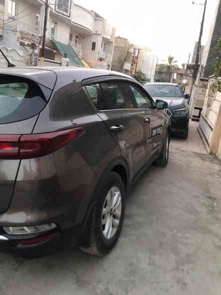 سلام عليكم عندي سبورتج 20 خليجي مكفولة كفالة عامة مواصفات بيسك مغلف كاعية و كشنات جلد و البيسك معروفة مواصفاتها ماشية 84km حقيقي مكانها بغداد الغزالية السعر 205 و بيها مجال بسيط  للاستفسار (***********) واتساب فقط هذا الرقم (‭+964 787 458 1220‬) اتصال
