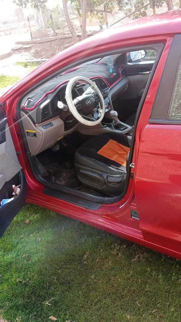 اسلام عليكم النتر 2019وارد أمريكي مكينه 2000دوش وكير خير من الله حداديه هستوه مداوره سياره سنويه جديده تحويل مباشر سياره جاهزه من كلشي مكان بابل أبي غرق السعر 115 وبيه مجال بيع او مراوس حسب قناعه رقم *********** حادث أربع قطع بس رش نيبل واحد
