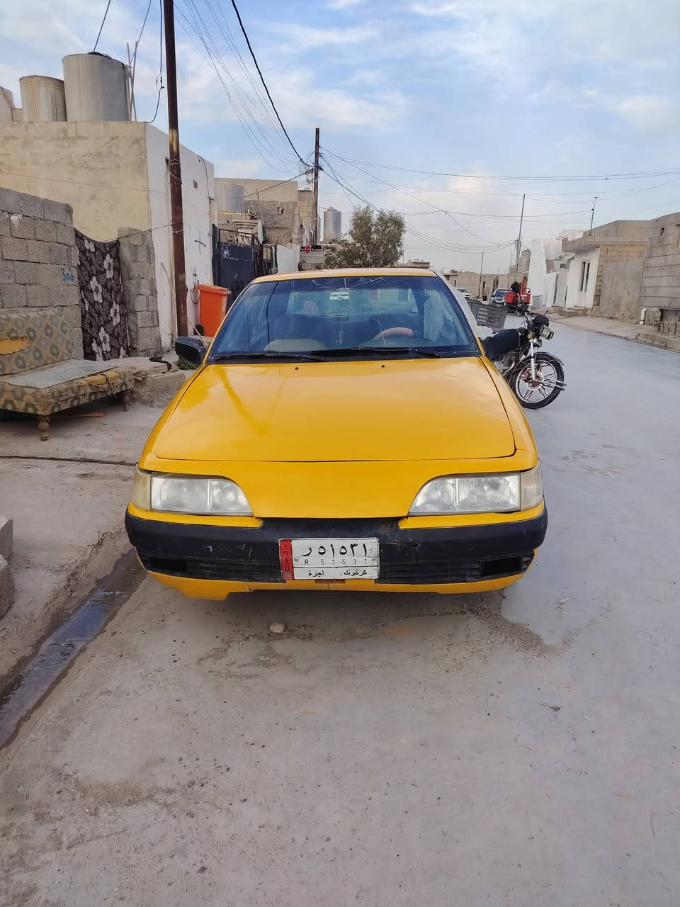 السلام عليكم شباب دايو سلوا للبيع صاحبها موجود سياره نظيفه موديل 94 سعر 18 وبها مجال 2
***********
