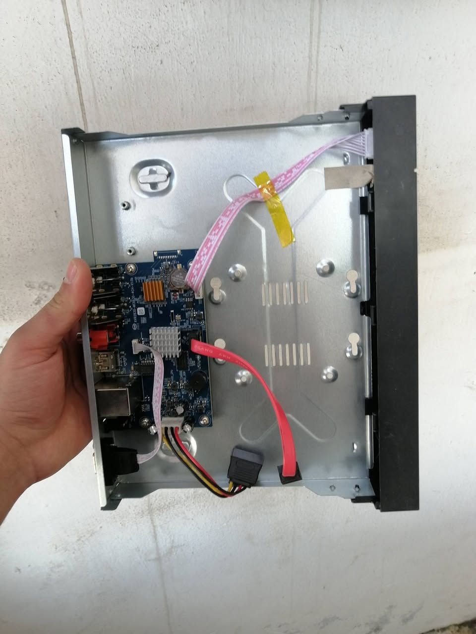 للبيع
جهاز xvr ماركة RB
مع هارد 2T شرط اصلية
جهاز 2 ميكا 4جنل
يشغل جميع انواع الكاميرات ip  و انلوك
ابيع على فحص 
ادفع سعرك 
و متوفر توصيل 5000
الموقع موصل حي الرسالة
مكتب اليوسف لكاميرات المراقبة


**إذا كنت صاحب هذا الإعلان وتريد حذفه لأي سبب، رجاءا أرسل رسالة إلى الدعم الفني**