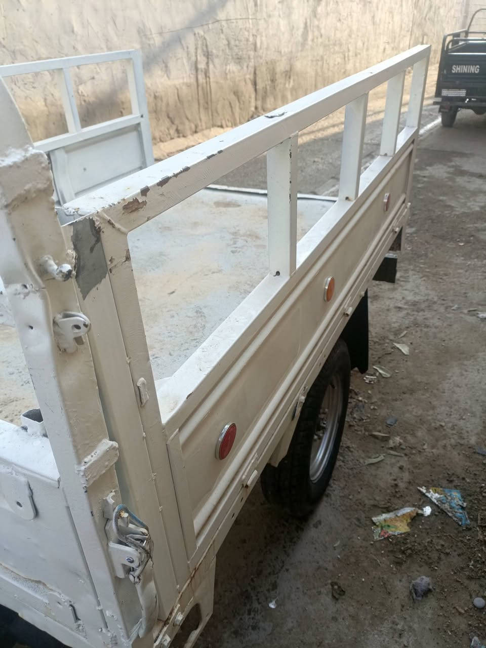 السلام عليكم عندي ستوته البيع ام تير اورق كامله  موديل 15 سوته حلوه  كهربائيه كله شغله السعر إتصال على هذه رقم ***********  مكاني وره بوبه مال الحسينيه  الرشيده
