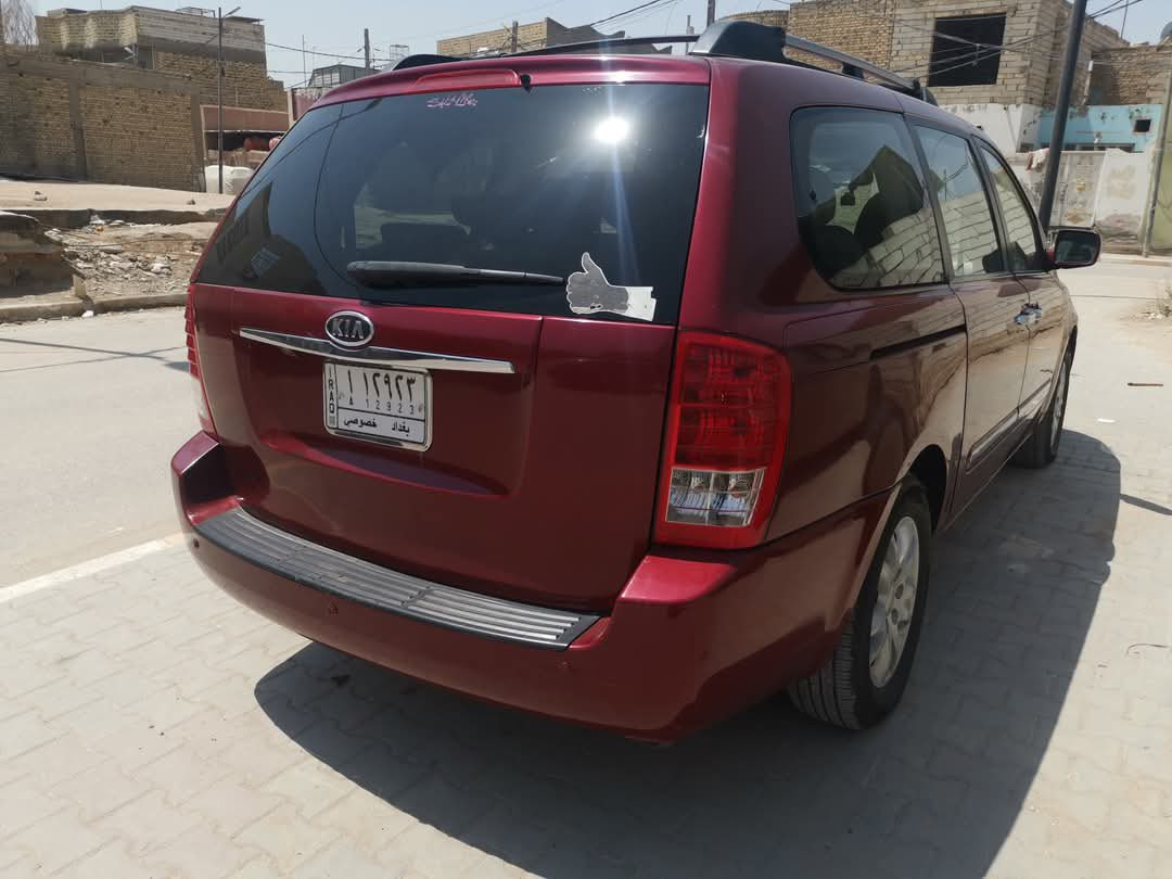 السلام عليكم 
سيدونا 2006 EX
فول مواصفات
مصبوغه حزام 
ترهم بيع أو مراوس
مكانه الِديوانيه 
للأستفسار 
***********
