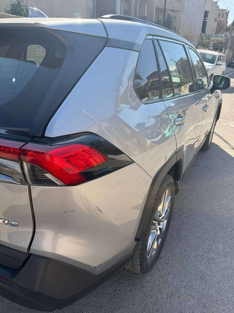 السلام عليكم راف فور فول مواصفات موديل 2020 بيها ملاحظات بسيطه موقع بغداد الكرخ الاتصال ع الرقم ***********
