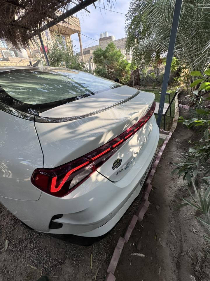 السلام عليكم k5 للبيع موديل 2022 خليجي
مواصفات السياره  
بصمه 
ويل كروم 
 المحرك 2000
ماشيه 107 
لد نهاري
شاشه لمس 
زنون
تحكم ستيرن
تشغيل عن بعد
يدات نيكل
حساس امامي
حساس خلفي 
لد خلفي 
اشاره بالمري
بيها شخطين كلش صغار بالجاملغ الايمن الامامي 
ومامكحلهن ..سعر 183  
مكان السيارة بالنجف امانة الله السياره ع وضع الشركة 
***********
