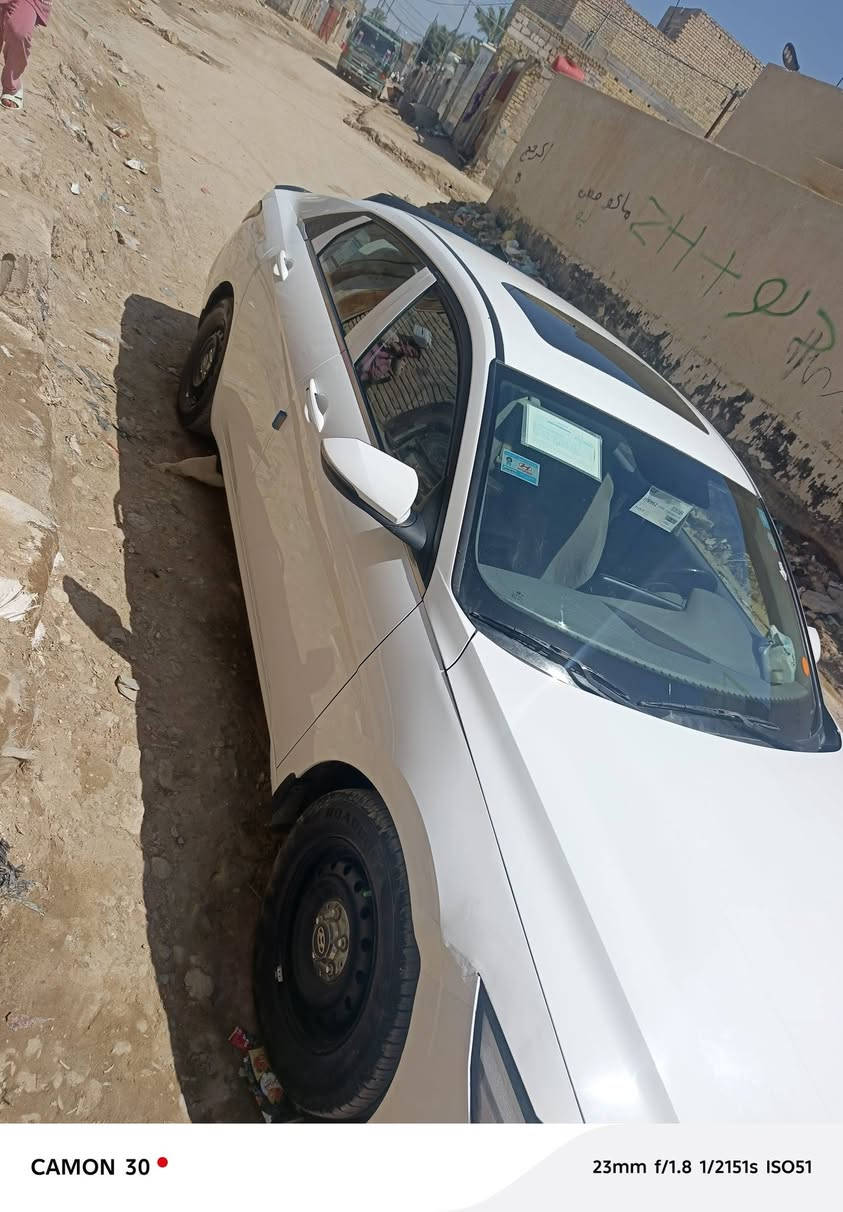 سلام عليكم ورحمة الله النتره خليجي 24 حره محرك 2000 جاهزه بيه بس بنيد مبدل فقط بدون دواخل وبارد بل طرف جملغ المامي الناصرية الشطره(  175 )*********** وبيه مجال سوء نار موجود
