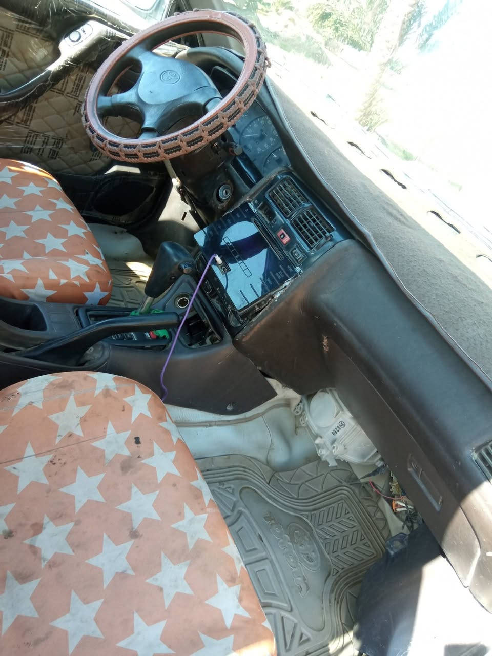 السلام عليكم ورحمة الله كرونه لبيع نضيفه مكينه وكير حلوات كشر شوف لعين نضيف رقم  بغداد مكفولة من العيب الشرعي مكفولة كص ونقل جثة ***********/-
-السعر ٤٥ مكاني العباسيه
