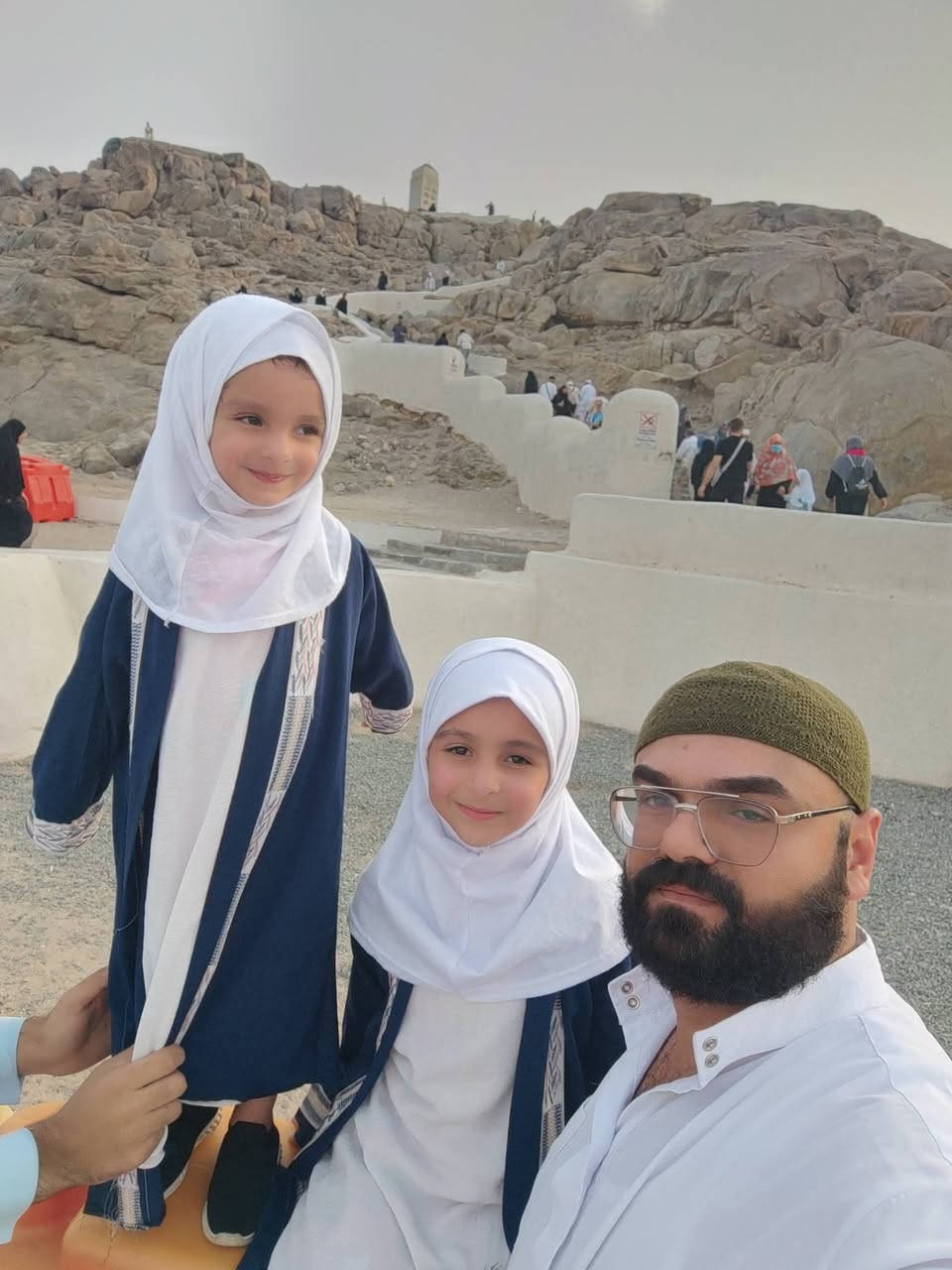 سارعوو بتسليم الجوازات لرحلة البر
 بسعر 650 الف عراقي
مع 3 وجبات طعام اوبن بوفيه مفتوح🧇
 تاريخ الرحلات ✈️🚌 
البري 7/15  🚌 
الجوي 7/20 ✈️ 
السكن محبس الجن 
رحله الطيران 850 الف 
على الخطوط الجويه العالميه✈️
3 ليالي بالمدينه مركزيه قريبه عالحرم
7 ليالي مكه محبس الجن
باصات مكيفه وحديثه🚌
مزارات المدينه +مكة
هدايا جنطه كبيرة جنطه كتف
 احرام رجالي وشاح نسائي
باج تعريفي للمعتمر🎖️
ضيافه في الطريق مبيت مزرعة حائل
فقط عليك تسلم جوازك وباقي علينه نعطيك الراحه والاطمئنان للاستفسار
زورونا مكتبنا الكائن بغداد قضاء الطارميه حي الوحده مقابل القطاع الصحي مجاور جامع عمار بن ياسر
☎️*********** مروان ابو يوسف الكرغولي 
☎️***********
***********
*********** 
🕌 (خدمة ضيوف الرحمن شرف لنا)🕋
