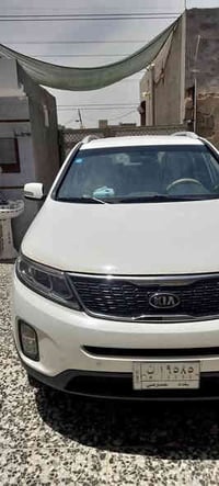 سورنتو خليجي موديل ٢٠١٥فول بانوراما سعر خاص 07703204860