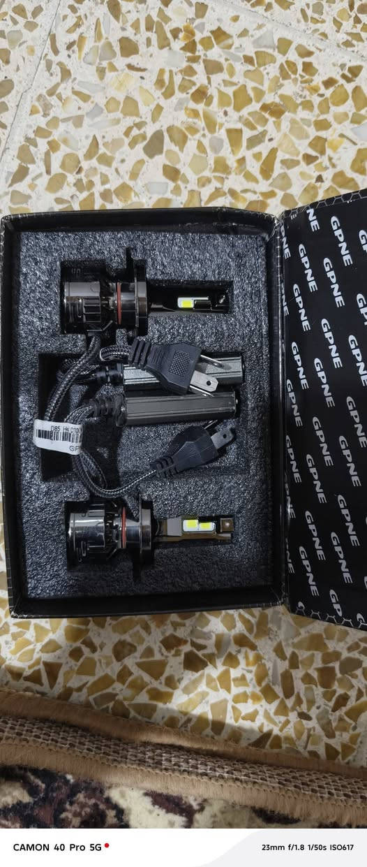 السلام عليكم للبيع زنونH4 جديد كلش قوي ترهم سيارات اوبل شراي اتصل ع رقم ***********
