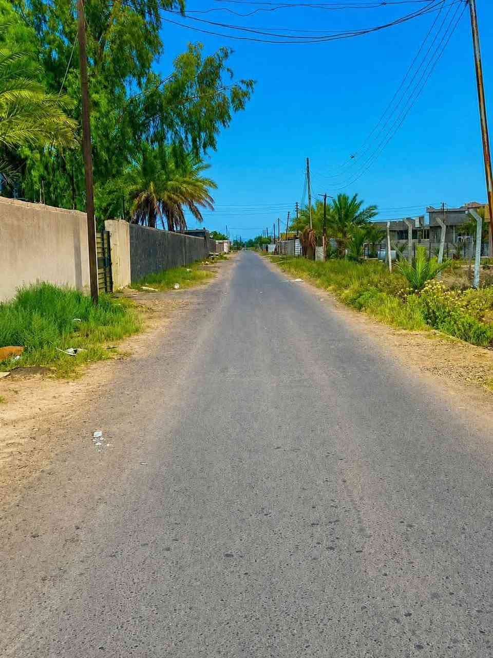 بس يكمل الحلقي متحصل ربع دونم بهيج سعر
دونمين منطقة الشيخ عامر بغداد التاجي مقابل سبع البور
جنس الأرض طابو زراعي سند 25 ثاني يوم افتحلك بيان
جه الدونم 50 متر ونزال 50  مربع 
السعر الدونم 30 مليون وقابل للتفاوض
خدمات كامله كهرباء ماء اساله سقي سكن مدارس كلشي  وابيع دونم ماكو مشكله
للاتصال والاستفسار *********** واتساب
