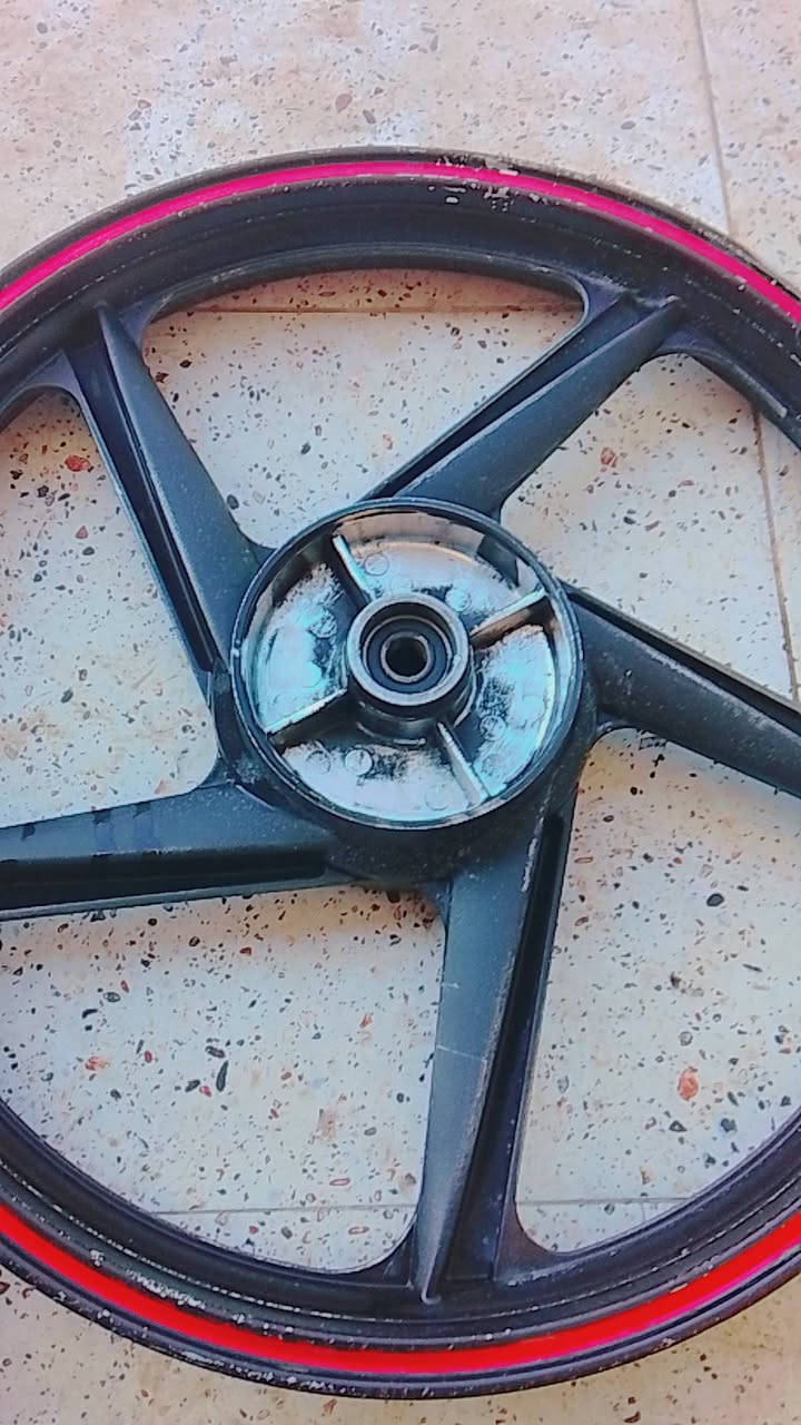 السلام عليكم
للـــــــبيـع ويل دايون نفخ خلفي حجم 18
اصلي نظيف مستعمل 
السعر 30 وبي مجال 
( العنوان سدة الهندية )
***********
