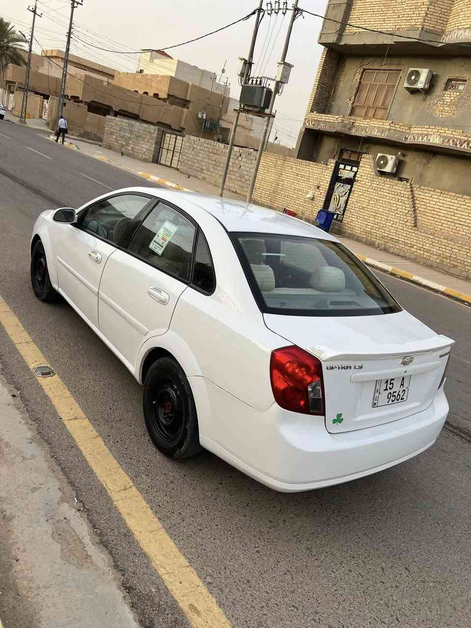 السلام عليكم اوبترا 2011 تحويل ثاني يوم رقم انبار الجديد مكينه 1600 لا تنقيص ولا تبخير كيرها اوتو جديد تبريد شغال ثلج صدر خلفي امامي جديد تخم تاير جواها كهربائيات كلها شركه بيها صبغ موضح بالسونار والسونار مرفق بالمنشور. مكاني الفلوجه حي العسكري السعر 73 بيها مجال بسيط للشراي ***********
