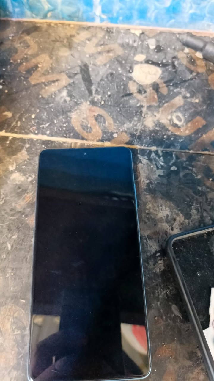 موبايل للبيع بوكو 5G السعر 150 وبيه مجال


**إذا كنت صاحب هذا الإعلان وتريد حذفه لأي سبب، رجاءا أرسل رسالة إلى الدعم الفني**