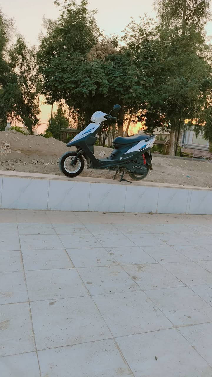 سلام عليكم ماكس عدله كله اصلي كفرات وضفيره جديده عوزهه بس سلف  مفتوحه ولفات 650 حي الشهداء ***********
