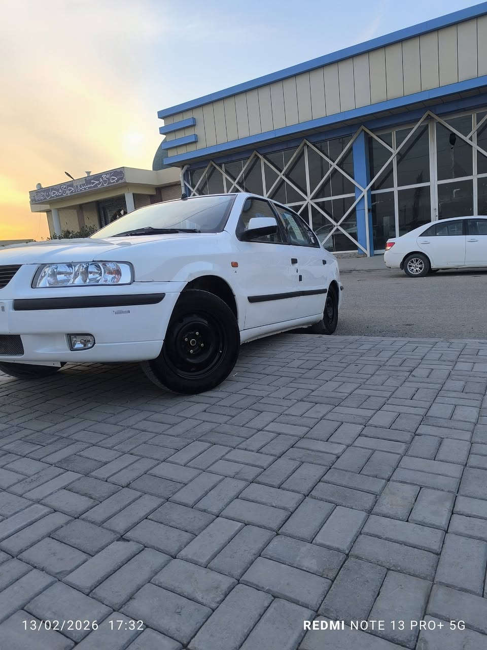 رقم بابل سنويه ل 28
كفالة عامه من صبغ وتبديل وضربه 
ماعده باب السايق بيه بارد 
كير ومكينه وحداديه مكفولات 
غرفه جديده كهربائيات كله شغاله 
سنتر لوك شغال 
تحكم مري شغال
تبريد شغال 
السعر 46 وبيه مجال قليل حك جيه 
مكاني النجف الاشرف 
ابو صخير 
رقم الموبايل 
***********
