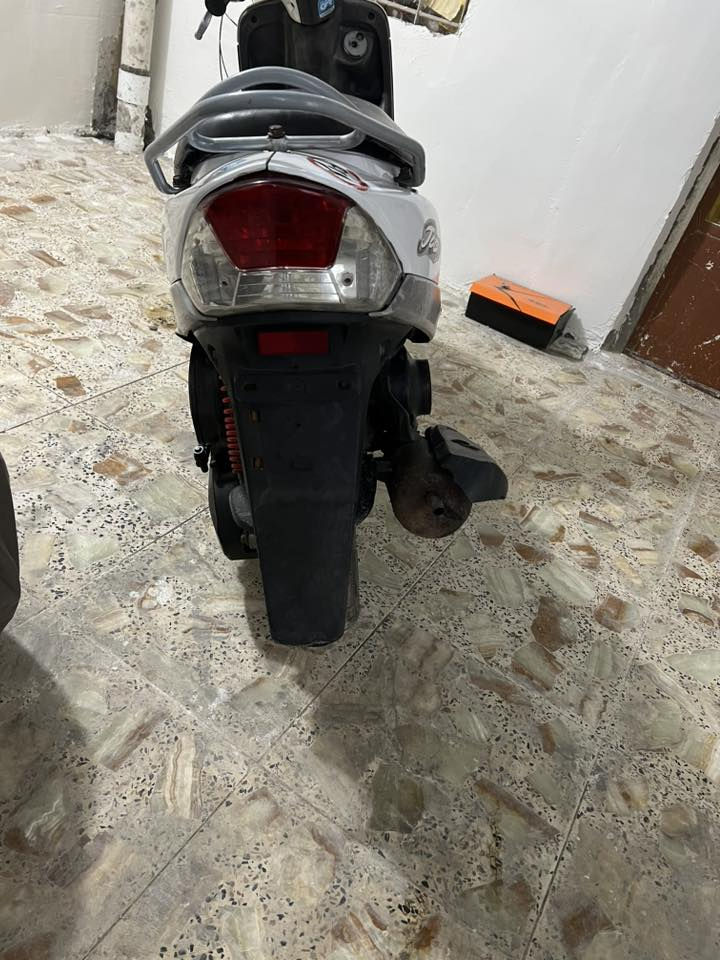 للبيع صالهه 7اشهر من نزلتهه حاويه السعر 650الرقم***********
