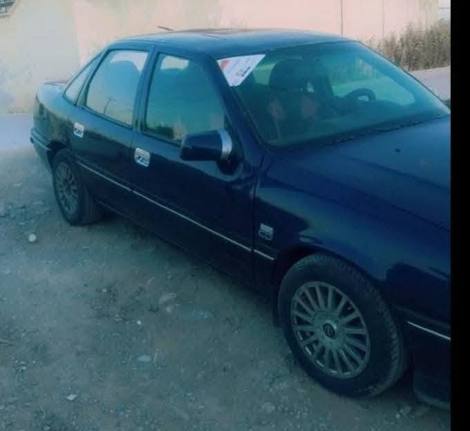 فكترا حجم 20 موديل 93 رقم نينوى اخضر راعيها كردي بالكلك وعندو بيت بحي صدام مارايح له انا عندي وكاله من الوكيل بيتو بتلعغر وكاله قديمه بيها معجون بالسقف أثر كراج واقع عليها كير محرك شرط طخم جديد سياره متعوب عليها هذي تفاصيل السياره شراي حياك الله مكان محافظة نينوى ناحية ربيعه السعر 23 وبيها مجال واتساب فقط ***********
