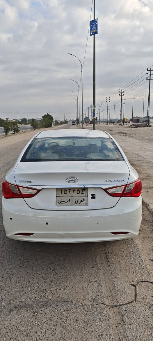 سوناتا 2010
خليجي دوش 
السيارة كفالة وخير من الله 
رقم اربيل 
السيارة جاهزة من كلشي فقط الكومبريسر مال التبريد عاطل 
رايدها 120 مجال بسيط جدا 
مكاني بصرة خور الزبير 
*********** الزبير, البصرة
