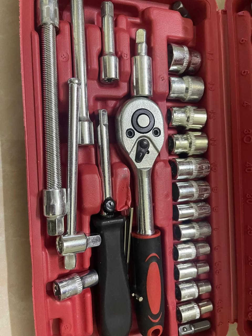 جنطه كامله راجز 43 قطعه
مع توصيل 10 آلاف لحد باب بيتك 
واذا اكثر من قطعه ادزلك اياه 8 آلاف قطعه
اخوان معلومه ترى يجي جنطه صغيره بس بصوره يبين چبير يعني مو تكول غشني اكتب تم دخلك خاص
دز رقم وعنوان


**إذا كنت صاحب هذا الإعلان وتريد حذفه لأي سبب، رجاءا أرسل رسالة إلى الدعم الفني**