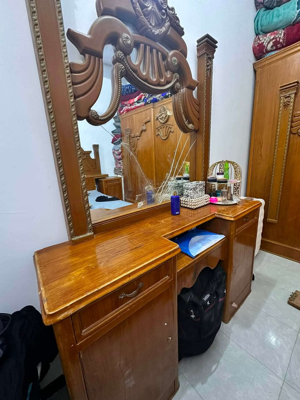 بيع غرفة تسكام عراقي اصلي غرفة سويناها ب3 ملايين مال عمر سعرها 500 وبيها مجال للطيبين بسيط عنوان نجف حي ميسان


**إذا كنت صاحب هذا الإعلان وتريد حذفه لأي سبب، رجاءا أرسل رسالة إلى الدعم الفني**