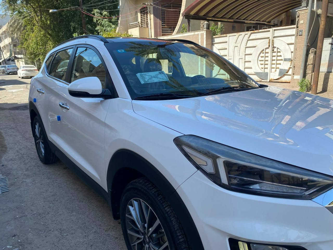 السلام عليكم توسان خليجي موديل 2019 مكفوله من الصبغ فول مواصفات 1/1رقم بغداد بأسمي العنوان بغداد للاستفسار ***********
