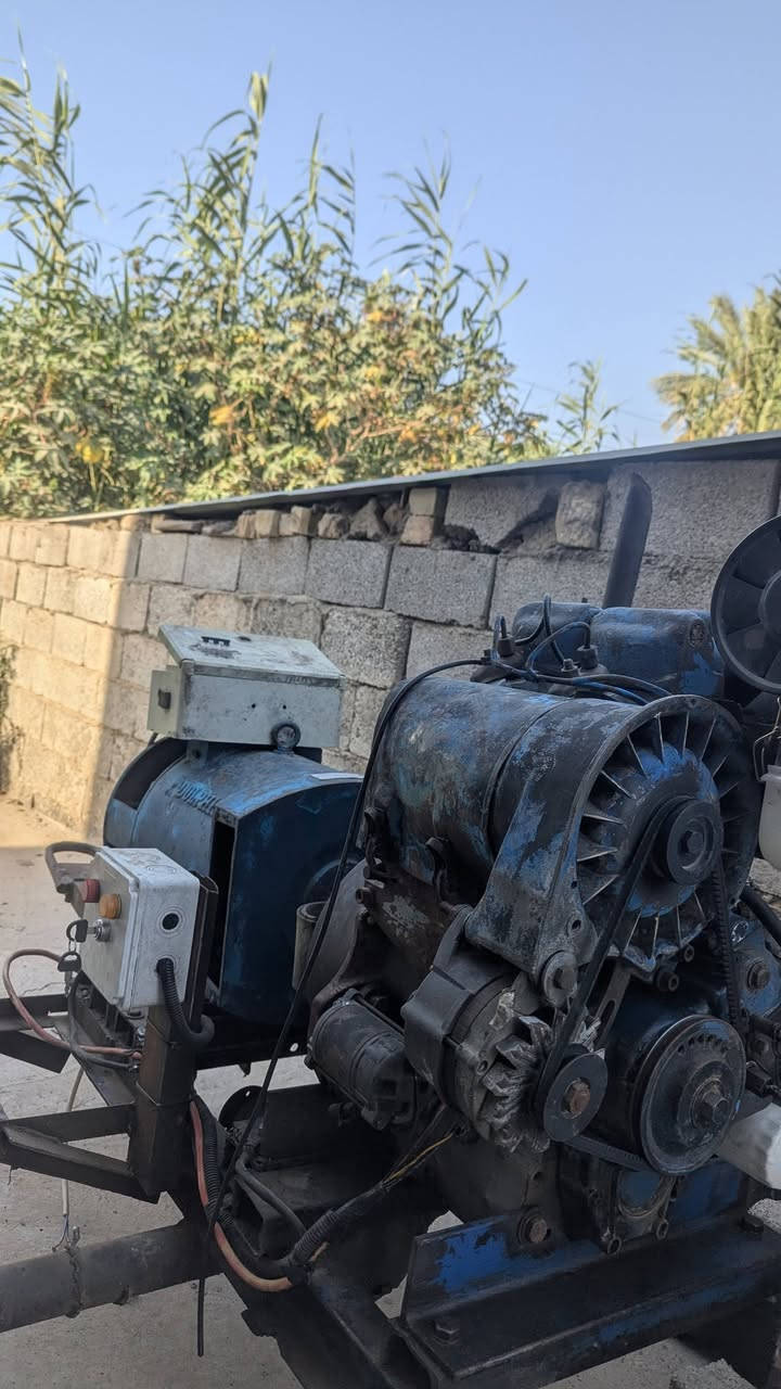 السلام عليكم مولد دويز 2 بستم نضيف حيل راس توليد 14 كيفي 
شغال ونضيف 11 ورقة وبي مجال مستعجل حيل على بيعته تجي تشغل وتشوف وبيك خير وتدلل 
***********
