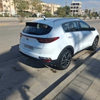 سبورتج موديل ٢١ خليجي  محرك ٢٠٠٠ دوش  ماشية ٥٩ الف  حساسات خلفية وكامي...