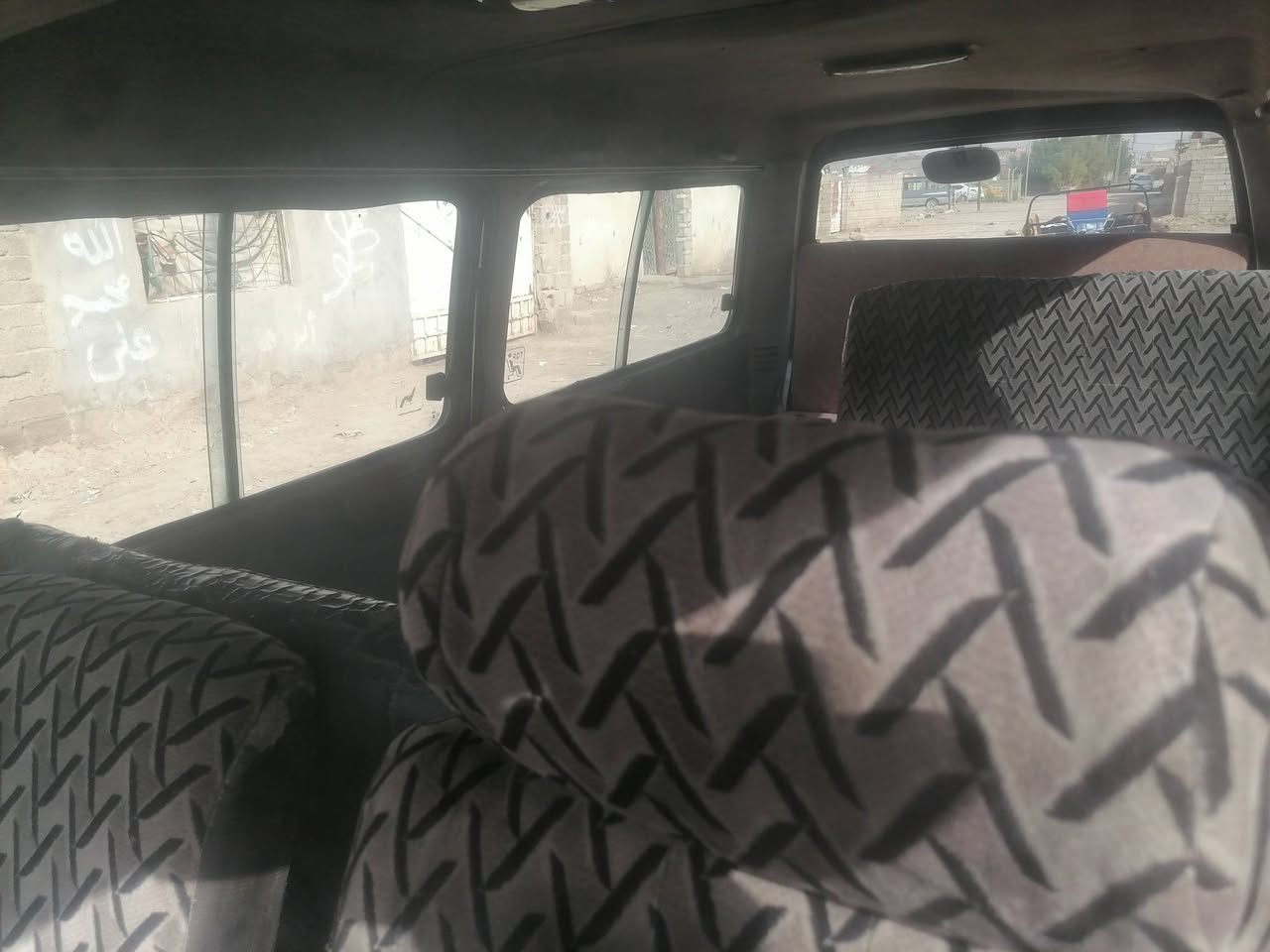 سلام عليكم من رخصت مدير لكروب بسته لبيع مديل ٩٤ وكاله عامه سوي سياره بلاديه وجاهزه من كلشي كبل لشارع سعره ٣٥ *********** مكاني لكوت سياره وال واحد يعيش بيه
