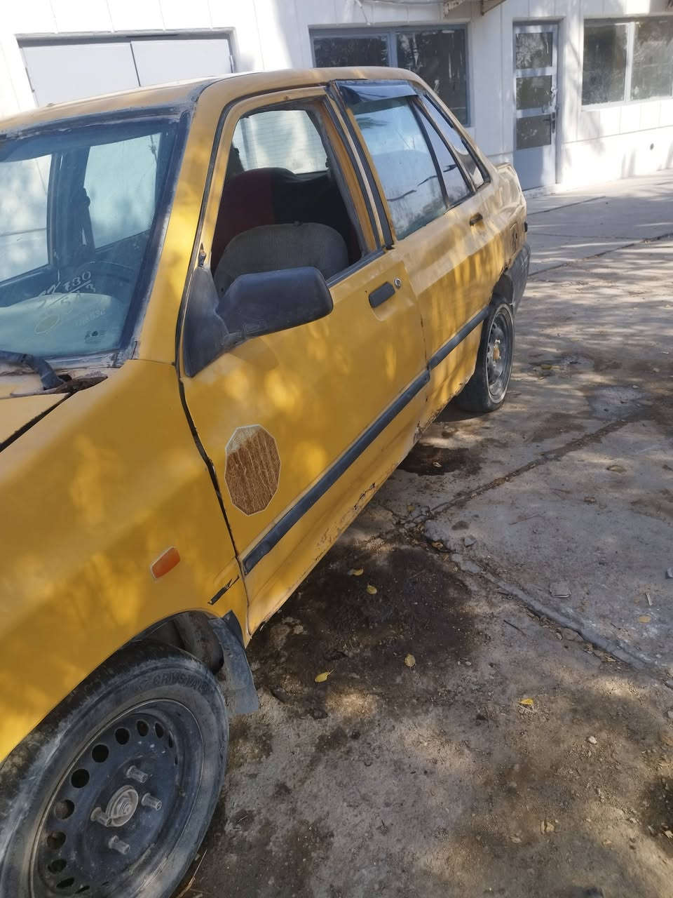 سايبه ١٤مكينه حلوه كير يفلت تعبان هيه وغرمات مصفرها بوصولات راعيه موجود سعر ٧ورقات شراي يجي خاص موجوده بلبصره ***********
