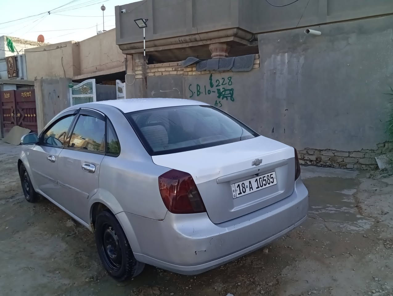 السلام عليكم للبيع اوبترا 2007
مكينه وكير جدد تخم تاير جديد باتري جديد
حداديه جيده تبريد ثلج كهربائيات كله شغاله
السياره بيه جراد السعر ( 60) 
مكان سياره بابل حله مركز
هاتف ***********
