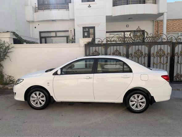 بیوایدی مۆدیل ٢٠١٤ سەیارەکە رەنگی سپی سەیارەکە بێ بۆیاغە تەنها کەمێک تەزرەی هەیە رەقەم و سەنەوی تاکو ٢٠٢٩ نوێیە بەناوی خۆمە فوول مواسەفاتە تەنها گێرعادیە سەیارەکە ١٣٩ کیلۆمەتر رۆیشتوە
رەقەم تەلەفۆن:***********
شوێن:سۆران
نرخ:٦٥ مرغصور
