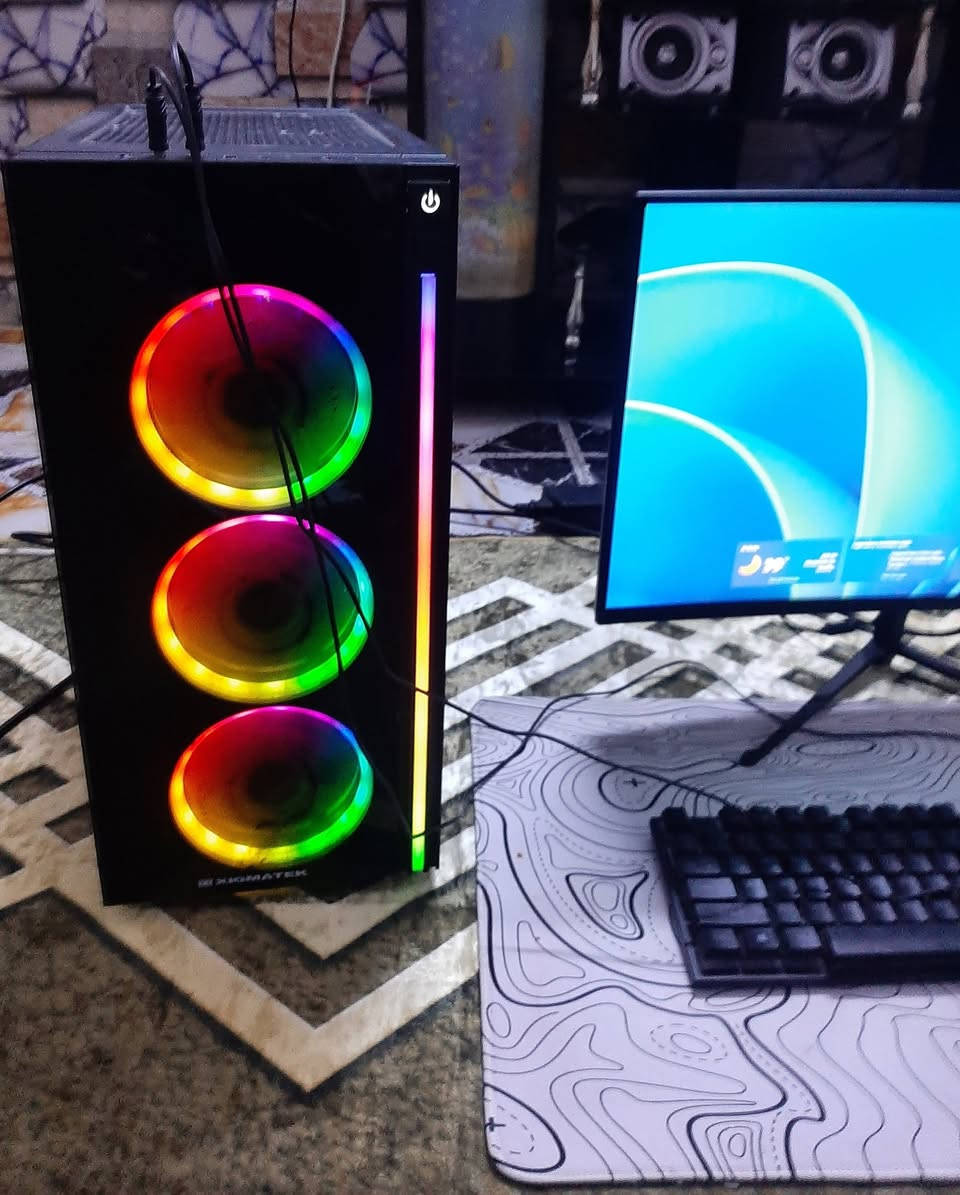 المواصفات
AMD Ryzen 5 3600 : (CPU) المعالج
16GB :(RAM) الرام
AMD Radeon RX 6600 :(GPU) كرت الشاشة
m.2. 1t +ssd 110 الذاكرة
باور سبلاي 650
hoesd-a 24/ 165 h شاشة
سبيكر + ماوس و كيبورد وماوس باد
التجميعه جديده استخدام شهر فقط 
*********** مكان بصرة
