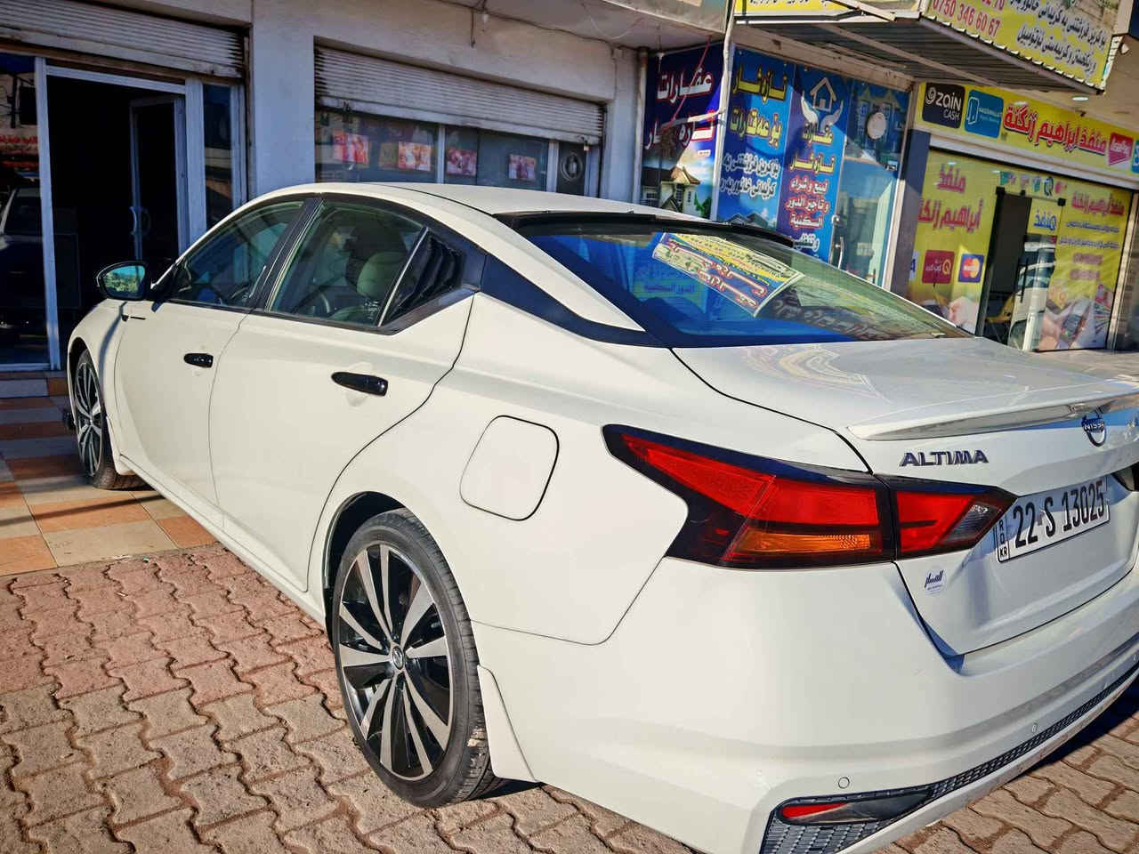 نيسان التيما ٢٠٢٣ حدثها خفيف بس بونيت صباغ بدون دواخل
موصفات S
رقم موبايل *********** كركوك, العراق
