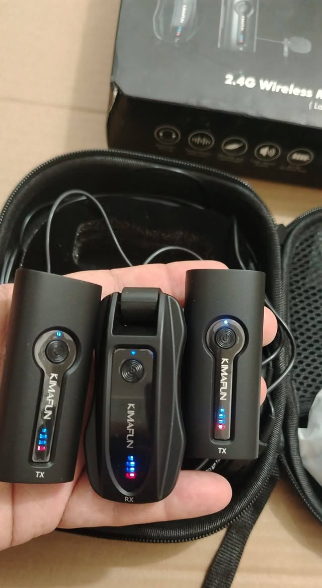 Kimafun ميكروفون لاسلكي جديد لوك مامستخدم السعر ٥٠ الف


**إذا كنت صاحب هذا الإعلان وتريد حذفه لأي سبب، رجاءا أرسل رسالة إلى الدعم الفني**
