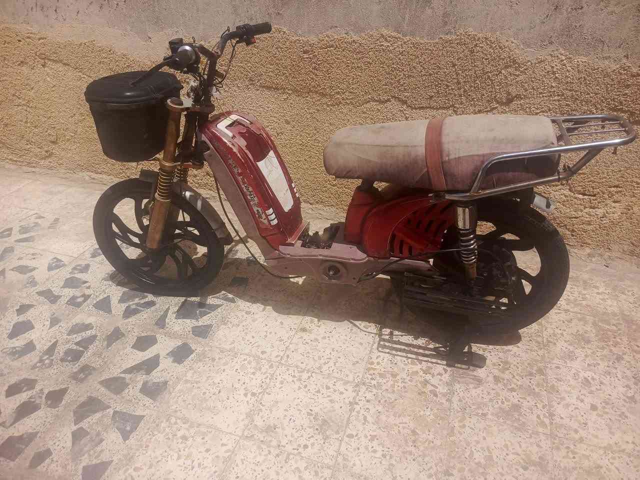 ماطور بدون بطاريات شغال سعر 85 وبيه مجال رقم ***********
