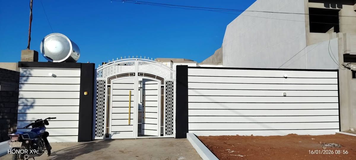 سلام عليكم....
صبغ داخلي وخارجي وجبسن بورد وسقوف ثانوية وبسعر مناسب جدا جدا شرط شغل درجة أولى مايرضي الله ورسوله للاستفسار ***********
