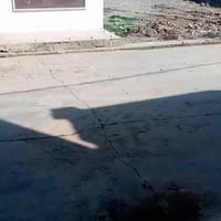 بيت لليجار في مزارع زيونة (مقابيل دائرة المرور) 100 متر طابق واحد  جمع...