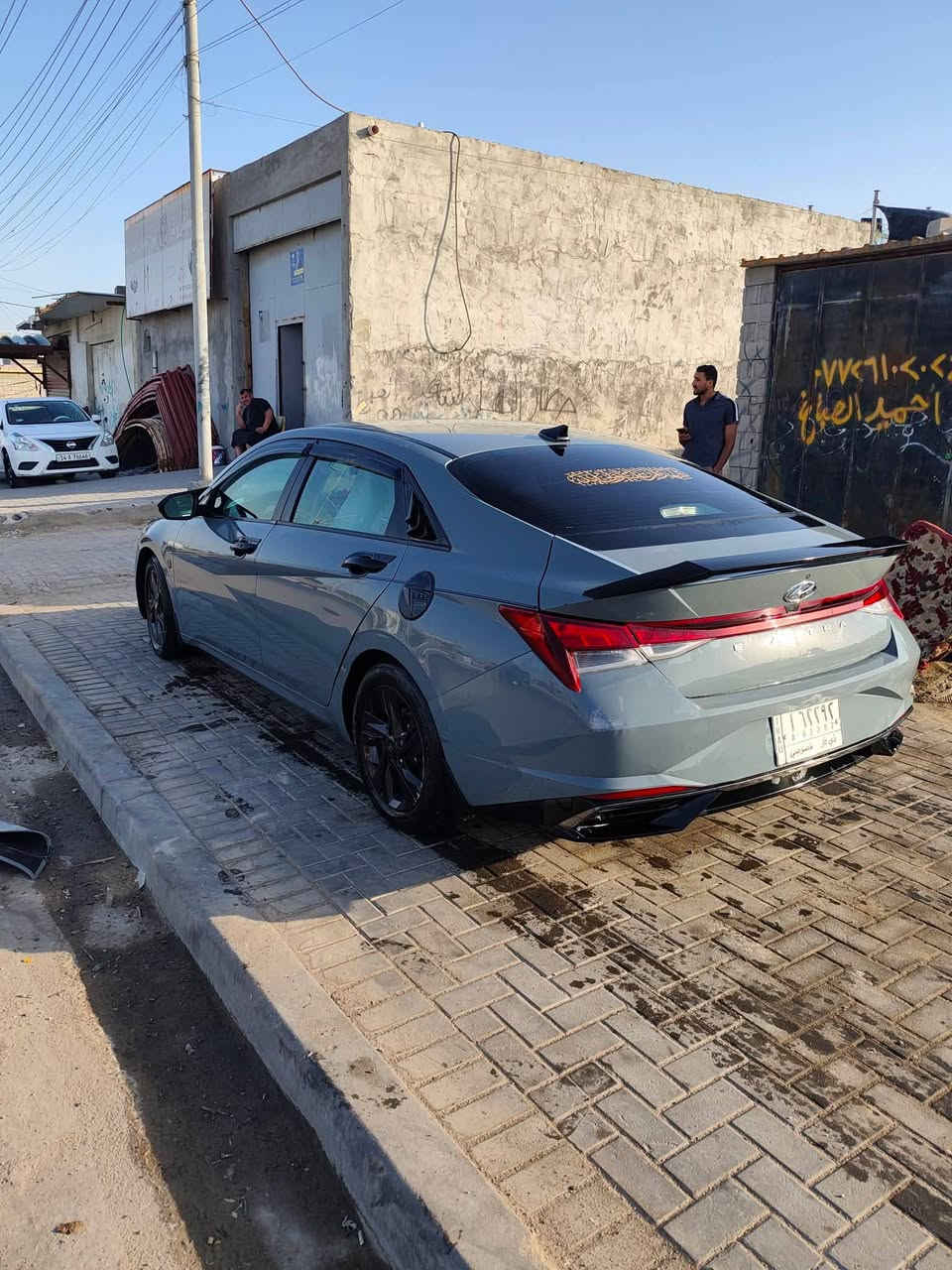 النترا موديل 2021 معوقين
ضربه كلش خفيفه البدنه معدله بارد وباقي البدي مكفول
فول مواصفات ما عدى الفتحه 
سعر 135 بيه مجال قليل *********** محرك 2000 دوش
