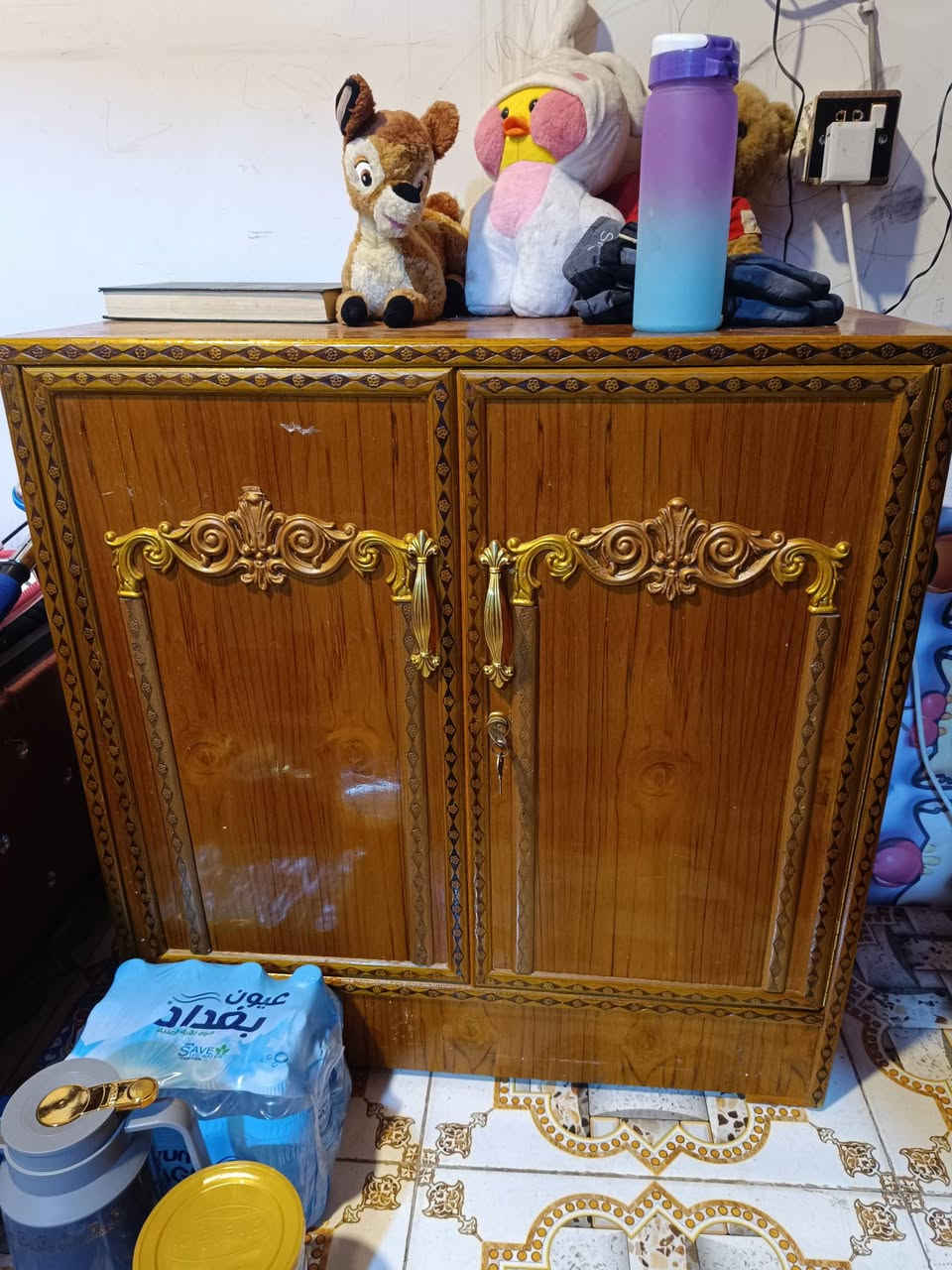 غرفة اخشاب صاج طابقين 6 ابواب موديل مسرح نظيفة جدا استعمال بسيط
سعرهه مليون وبيهه مجال مكانهه كربلاء ***********
