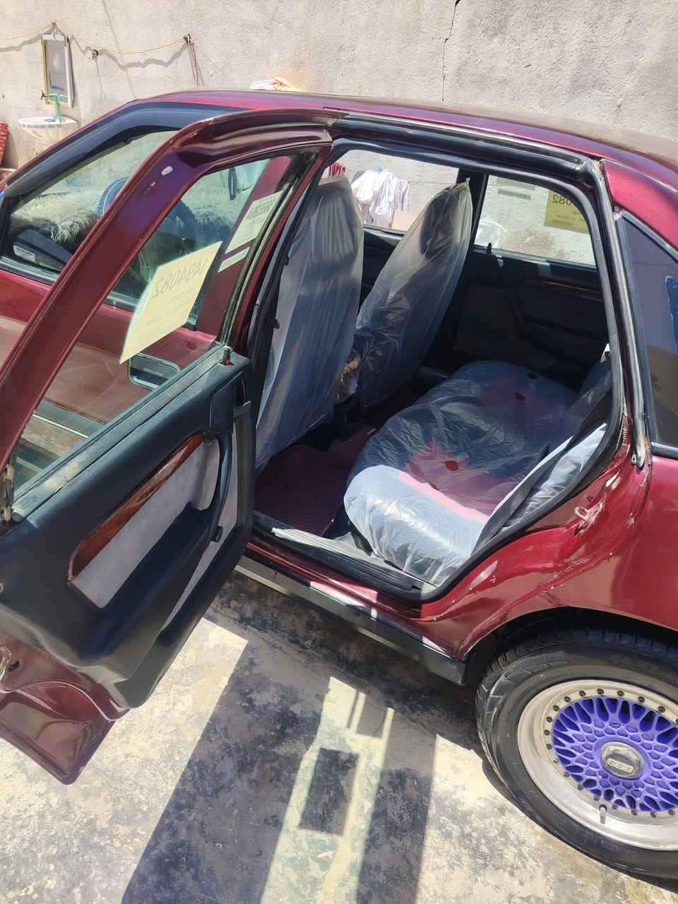 فكترا موديل ٩٢ محرك ٢٠٠٠ كير عادي. تبريد بس مايشتغل بلاد سياره نضيفه معمره جديد. رقم انبار سنويه لل ٢٠٢٧ تحويل مباشر.. للبيع السعر ٣٣ بيها مجال بسيط.. مكاني رمادي. ***********
