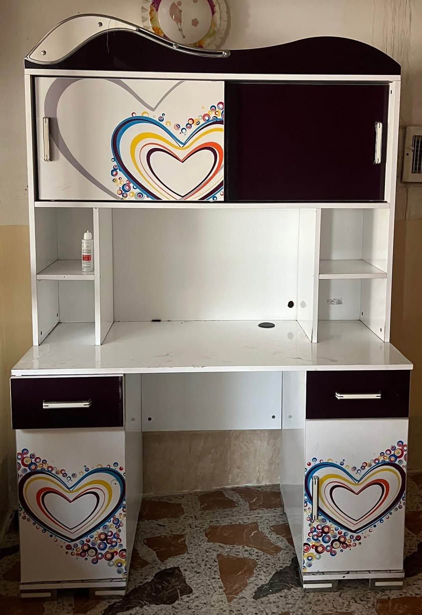 کانتۆرێکی دوو  دەرگا لەگەل دوو کۆمەدی و مێز تەوالید أربيل, العراق


**إذا كنت صاحب هذا الإعلان وتريد حذفه لأي سبب، رجاءا أرسل رسالة إلى الدعم الفني**