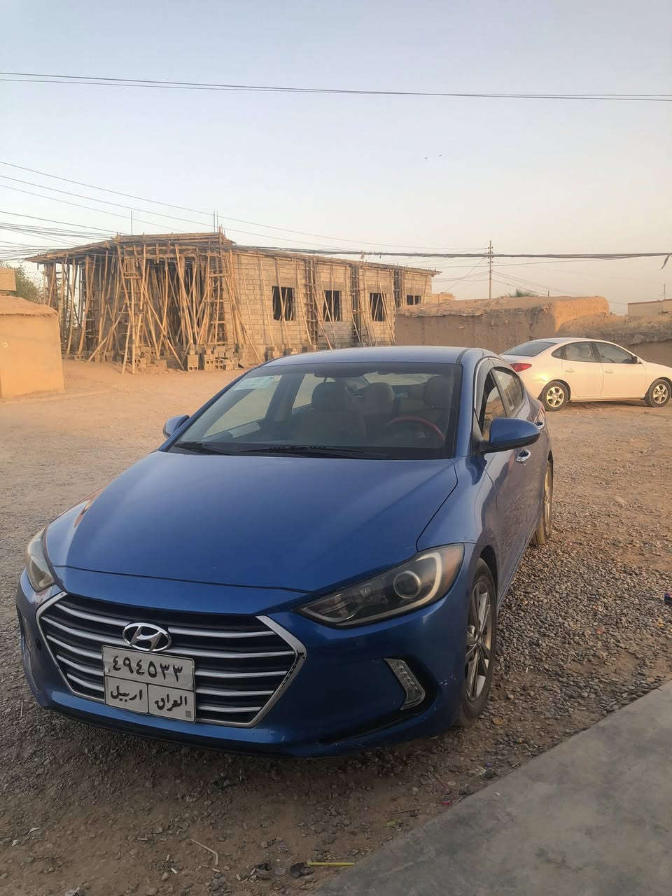 النترا ٢٠١٧
٢٠٠٠ دوش المرغوب 
رقم اربيل 
شاشه كاربلاي
داخل لونين 
ضررها بوند وباب السايق مبدل اصلي 
جاهزة متحتاج برغي 
تبريد تدفئة شغال وجاهز
طخم تواير جديد 
وطخم صدر جديد اصلي 
بالمختصر شغل وروح استاذي 
للتواصل 
*********** 
مكاني سومر -موصل
