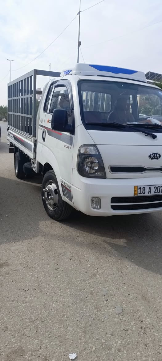 السلام عليكم للبيع كيا فحل موديل 2013بيه شعار بسمي العنوان النجف الاشرف الرقم ***********السعر 125وبيه مجال
