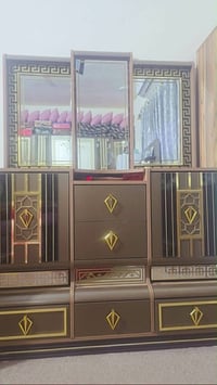 غرفة نوم • استعمال كلش قليل • للبيع