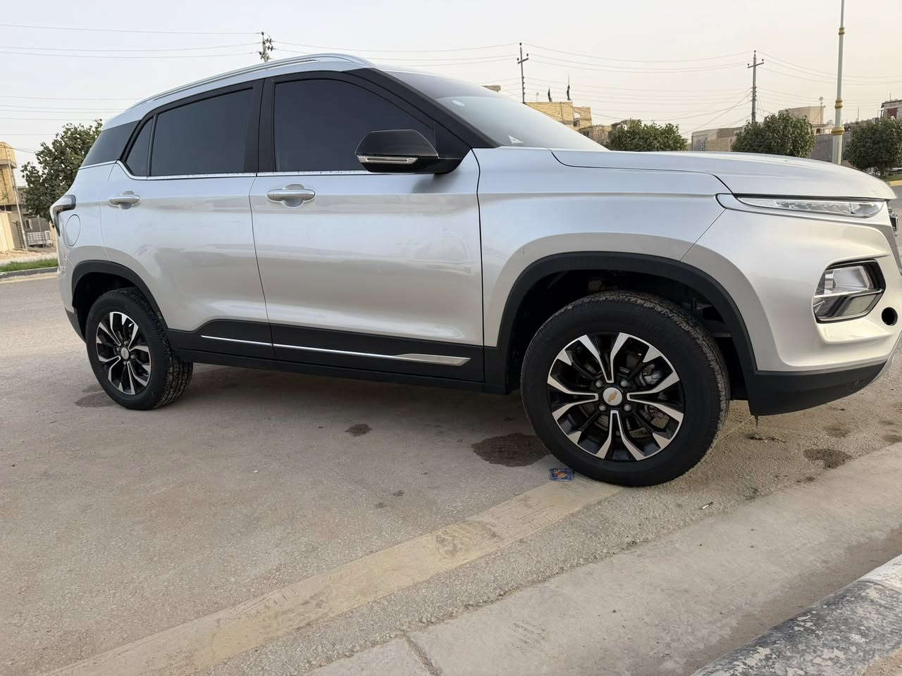 السلام عليكم 
جديده جديده 
ماشه 9000
موديل 2025
فول موصفات 
بنوراما حساسات
تحكم ستيرن 
شاشه كامره 
مكاني كربلاء 
***********
سعر 135مع مجال 
ماكو هيج سعر بيهج 
نضافه وجديده
