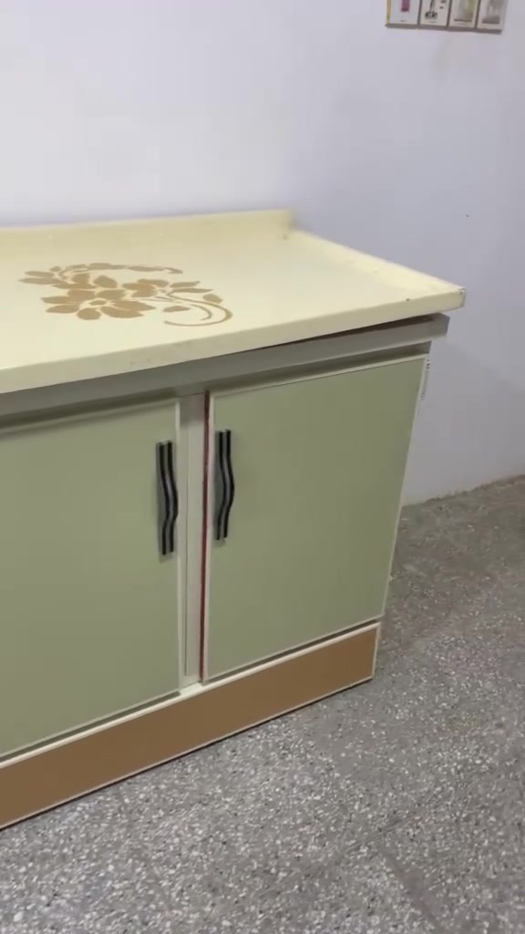 سنك مرمر طوله 2متر. سعره 200الف وبي مجال


**إذا كنت صاحب هذا الإعلان وتريد حذفه لأي سبب، رجاءا أرسل رسالة إلى الدعم الفني**