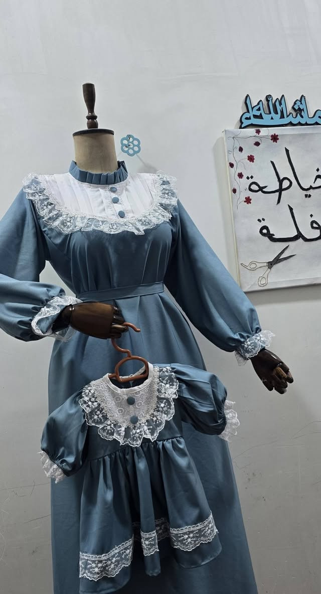 خياطي حسب الطلب 
#فستان_فيكتوري الام وبنتها😍🫰
💙💙


**إذا كنت صاحب هذا الإعلان وتريد حذفه لأي سبب، رجاءا أرسل رسالة إلى الدعم الفني**