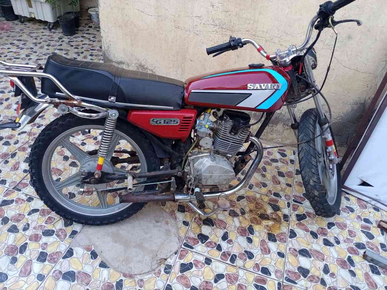 سيفان 20 كلك بدون اوراق للبيع دراجه كامله نقص بس كهربائيات وجاملغ امامي السعر 275 وبيها مجال شي قليل رقمي ***********
