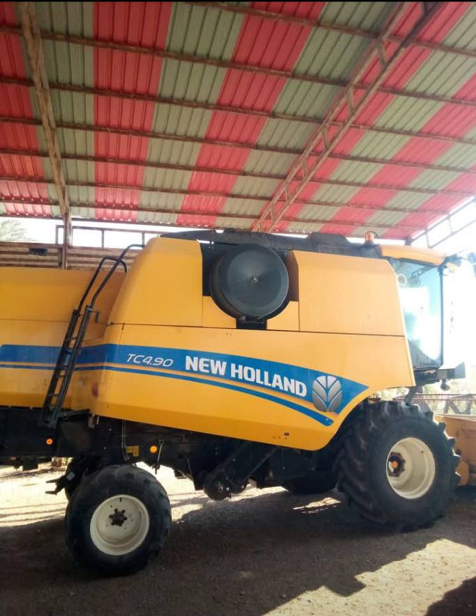 يالله السلام عليكم حاصده للبيع 2018
حجم TC.40.90 هايدرو رقم اربيل مكفوله كفاله عامه 
تخم تاير امامي جديد مكان جبله طريق الصويره شركه الحصاد الذهبي..*********** اتصال
