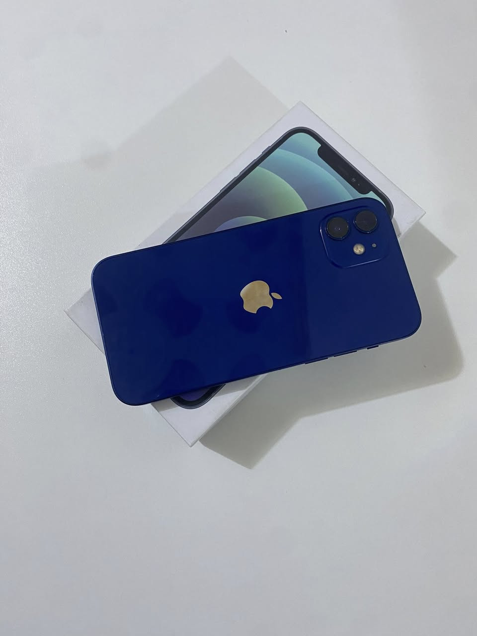 ايفون 12 برو العادي
 للبيع
 ذاكره /256
 بطاريه/74
 الجهاز مامفتوح بي ولا برغي شرط الفحص كله ع وضع الشركه بلادي بلادي بلادي 
السعر / 350 
العنوان/ ناصريه الاسكان الصناعي مود 46 
رقم الهاتف/ ***********
